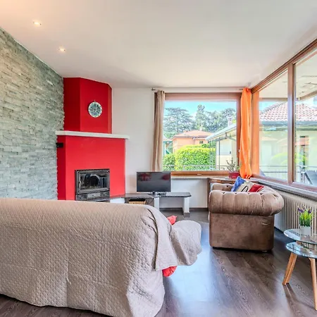 Iris By Interhome Appartement Dervio